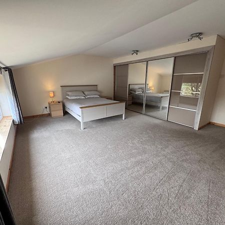 Langside Apartments Newhouse Ngoại thất bức ảnh